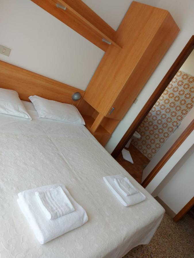 Albergo Alla Nave Lignano Sabbiadoro Exterior photo